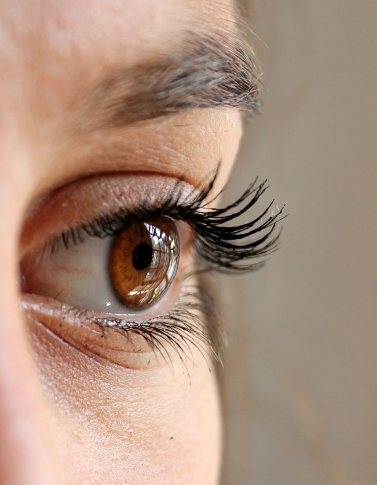 Bat Your Eyes as New Lash Extensions